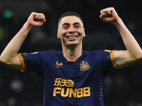 Newcastle quiere premiar a Almirón con una renovación de contrato
