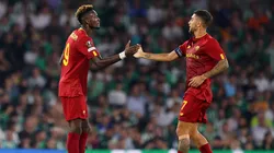 Tammy Abraham y Lorenzo Pellegrini.