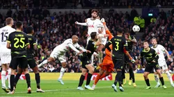 Rodrigo Bentancur anotó para Tottenham y rescató un empate ante Sporting