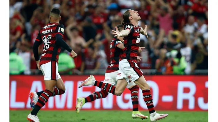Festejo de gol y título de Flamengo.