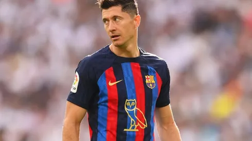Robert Lewandowski luciendo el OVO