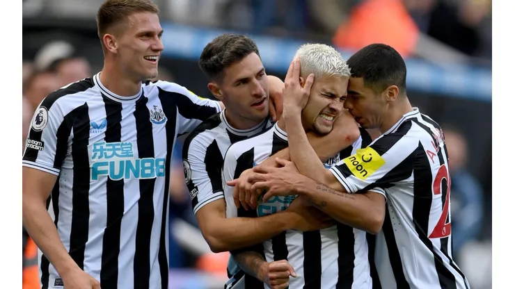 Newcastle en festejo de gol.