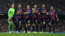 Barcelona en formación por Champions League.