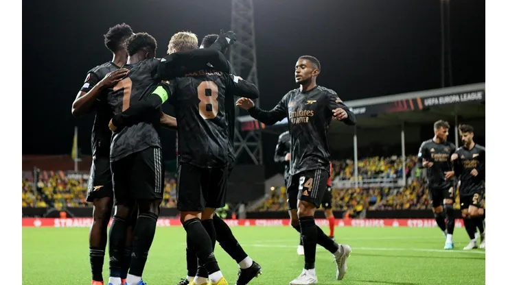 Arsenal continúa con puntaje ideal en la Europa League.