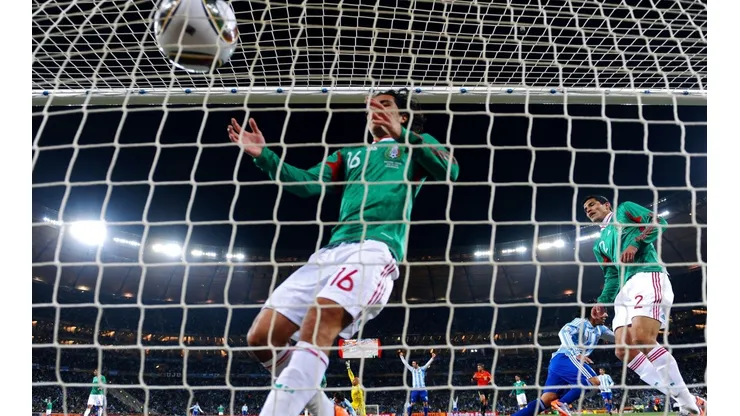 Sudáfrica 2010: derrota mexicana ante Argentina por 3 a 1 en octavos de final
