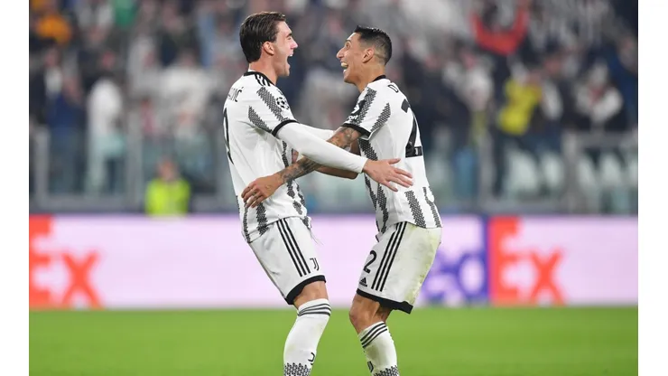Dusan Vlahovic y Ángel Di María.