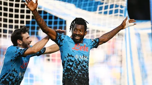 Zambo Anguissa anotó un doblete y el otro gol fue de Kvaratskhelia.