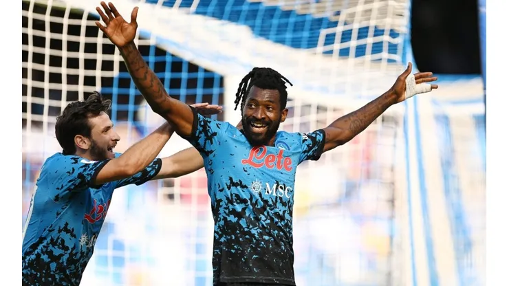 Zambo Anguissa anotó un doblete y el otro gol fue de Kvaratskhelia.