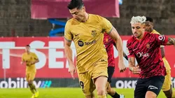 Lewandowski en juego con Barcelona.