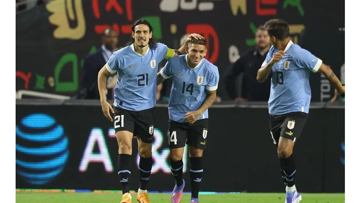 Edinson Cavani es uno de los jugadores que recuperar su forma física para el Mundial.