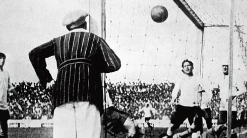 El gol olímpico, una obra del argentino Cesáreo Onzari