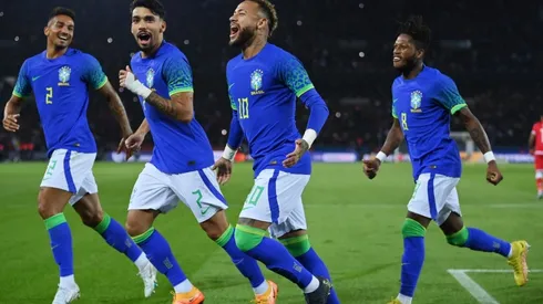 Brasil fue pura contundencia ante Túnez.