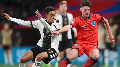 Jamal Musiala y Declan Rice.