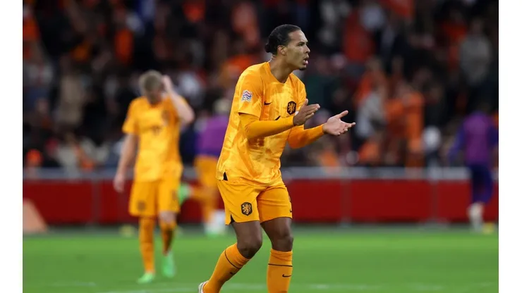 Van Dijk le dio la victoria a Países Bajos.