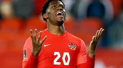 Jonathan David en Canadá