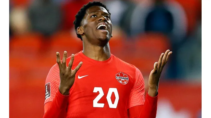 Jonathan David en Canadá