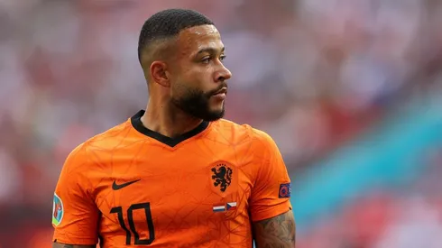Depay sufrió una lesión ante Polonia.