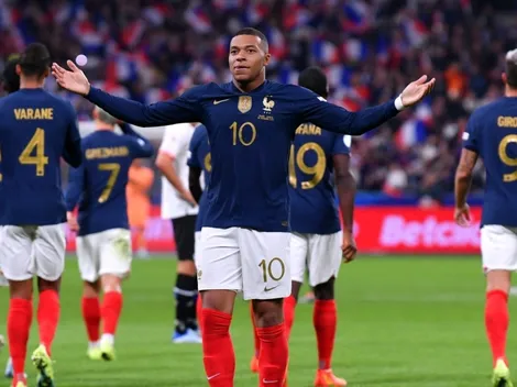 Francia respira: Mbappé y Giroud lo sacan del descenso ante Austria