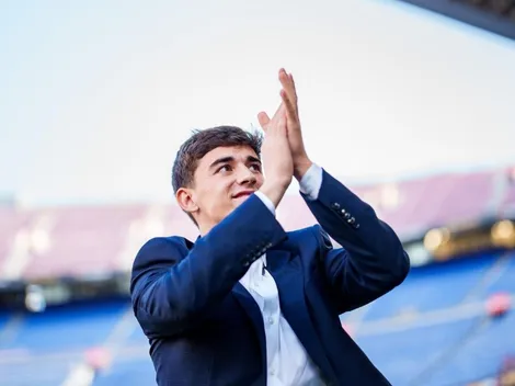 ¿Una fanática le dejó su número? La sorpresa que se llevó Gavi