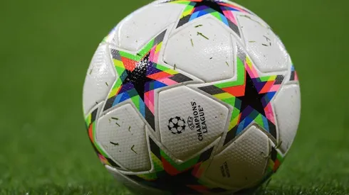 Balón de la Champions League.