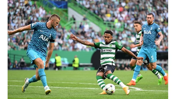 Sporting se lo ganó sobre el final a Tottenham.