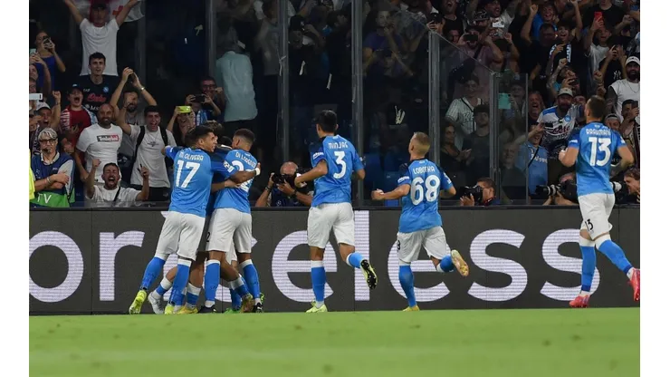 Goleada de Napoli a Liverpool