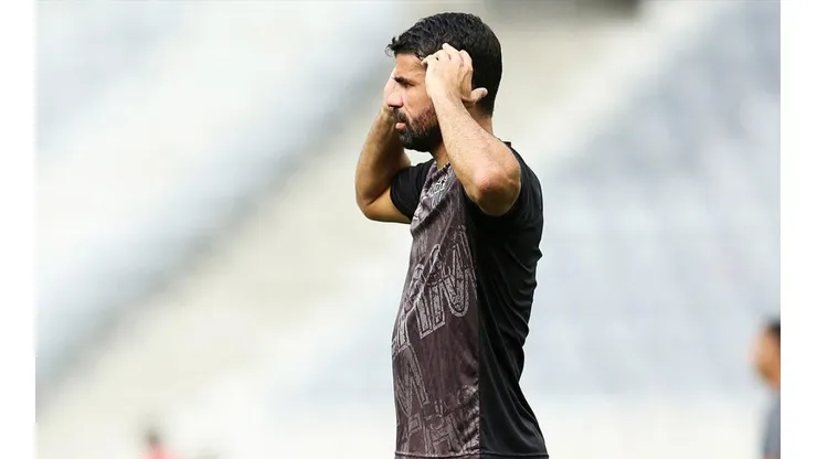 Diego Costa en entrenamiento con Atlético Mineiro.
