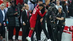 El tremendo festejo de gol de Liverpool.