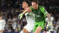 Forcejeo con Pickford y con Moreno.