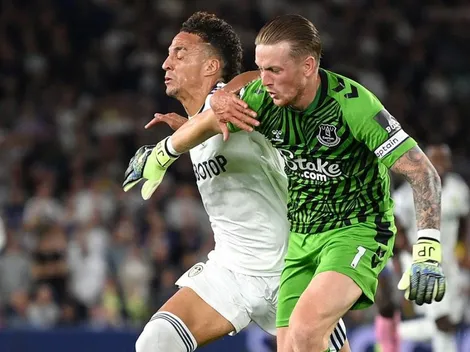 Rodrigo se lesionó el hombro y los servicios médicos le pusieron máscara de oxígeno