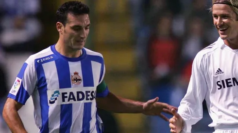 Lionel Scaloni jugando para Deportivo La Coruña.