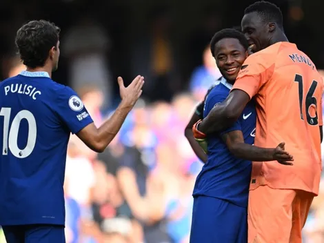 Raheem Sterling, figurón: anotó doblete en el triunfo de Chelsea sobre Leicester