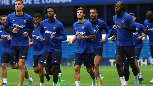 Chelsea en entrenamiento en Stanford Bridge.