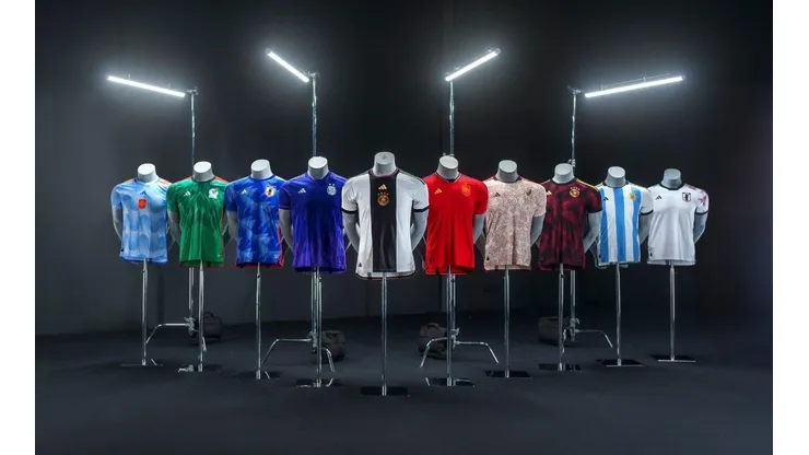 Las 32 camisetas de Qatar 2022