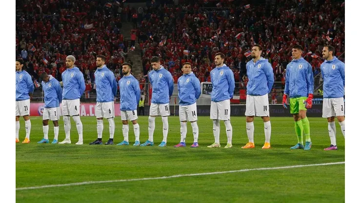 Equipo de Uruguay en partido de ELiminatoria.