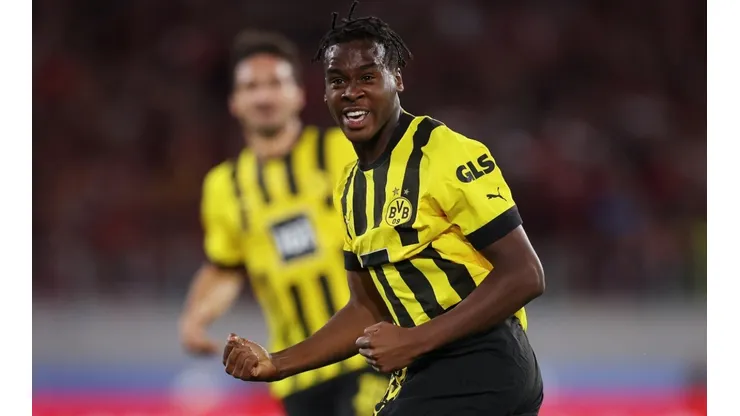 Jamie Bynoe-Gittens fue la figura de Borussia Dortmund en pocos minutos.