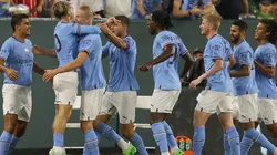 Manchester City en festejo de gol en pretemporada.
