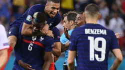 Francia en festejo de gol.