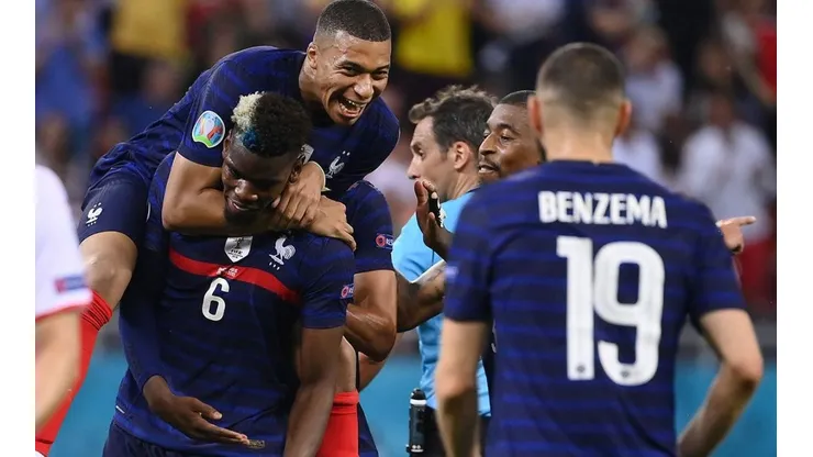 Francia en festejo de gol.