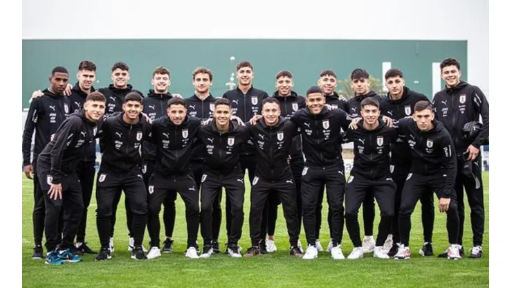 El plantel de Uruguay para jugar COTIF L'Alcudia.