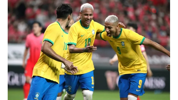 En Brasil todavía no se ha definido quiénes serán los delanteros para el Mundial.