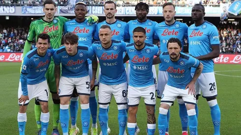 Napoli en partido de la temporada 2021/2022.