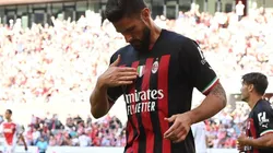 Olivier Giroud en festejo con Milan.