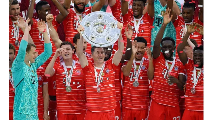 Bayern Múnich con Lewandowski en el festejo.