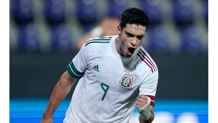 Raúl Jiménez, figura de la Selección Mexicana.