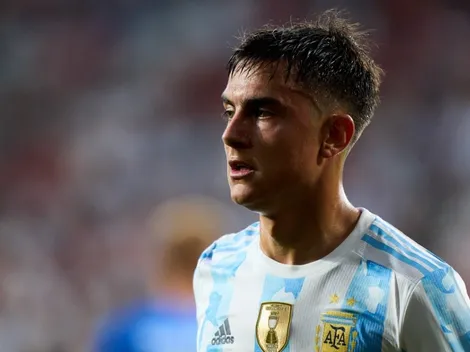 Dos capitales del fútbol luchan por Dybala