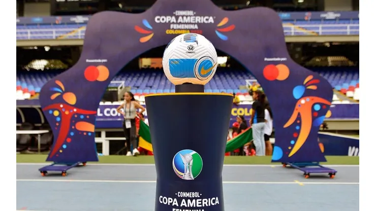 Balón oficial de la Copa América femenina.