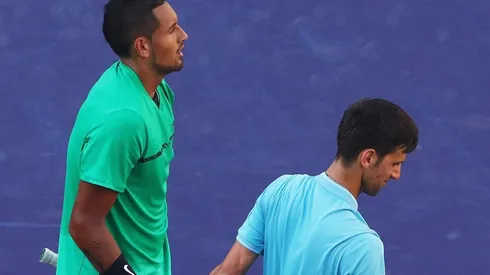 Nick Kyrgios y Novak Djokovic luego de haberse enfrentado en Indian Wells.
