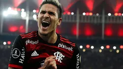 Pedro en festejo de gol con Flamengo.