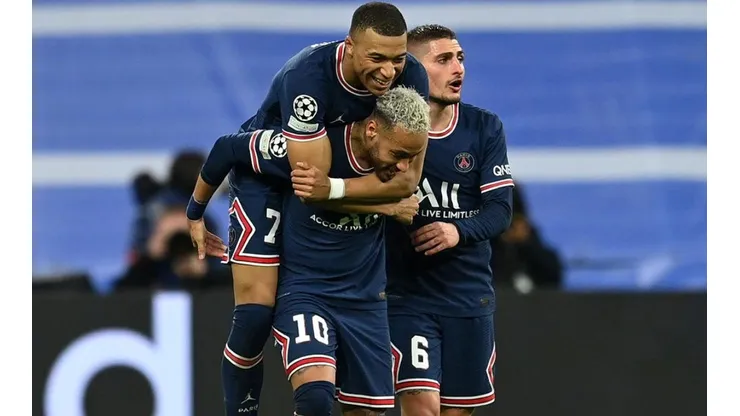 PSG en festejo con Neymar y Mbappé como protagonistas.